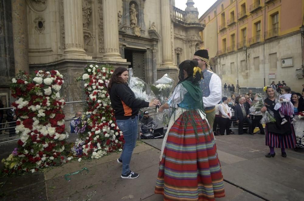 Ofrenda floral a la Morenica