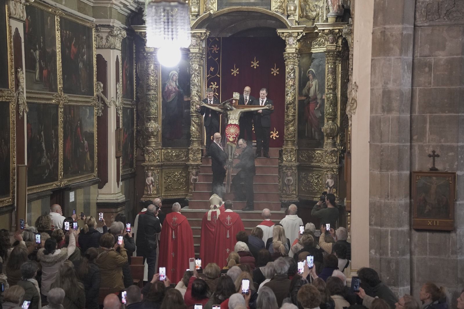 Davallament del Crist de la Sang en Palma