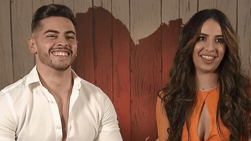 Una comensal de &#039;First Dates&#039; desvela lo que más le gusta de su cita: &quot;Está marcado y tiene el culo respingón&quot;.