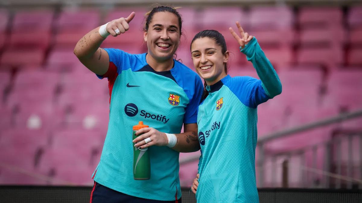 Jana Fernández y Cata Coll vuelven a entrenarse con el grupo