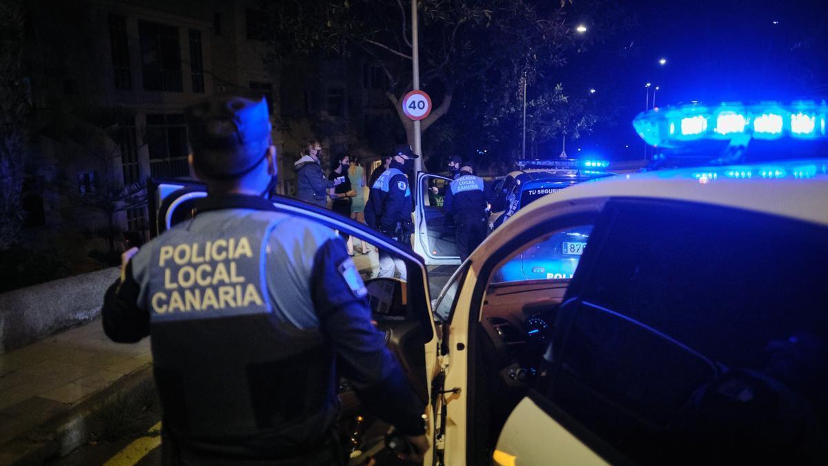Imagen de archivo de policías locales