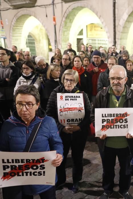 Nova concentració a Girona per demanar l'alliberament dels presos