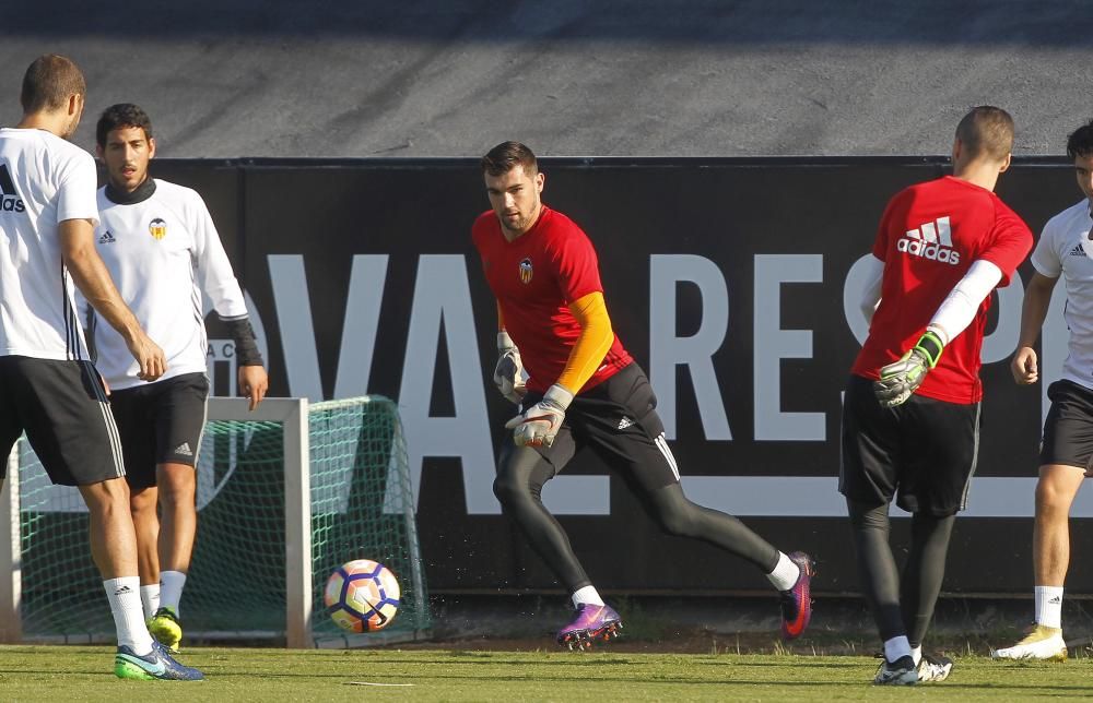 Las mejores fotos del entrenamiento del Valencia CF