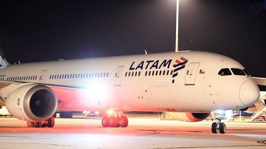 La aerolínea Latam se declara en quiebra en EEUU