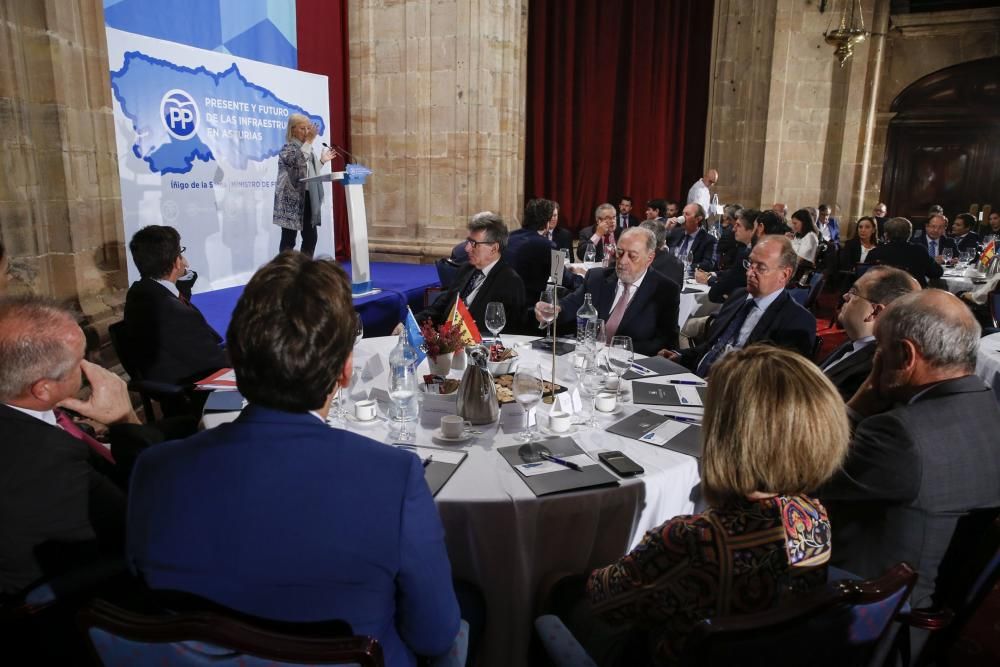 Íñigo de la Serna, Ministro de Fomento, analiza el "Presente y futuro de las infraestructuras en Asturias"