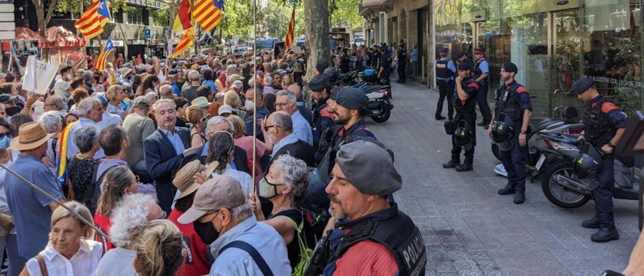 Tensió per la visita de Marchena a la seu de l’Advocacia barcelonina
