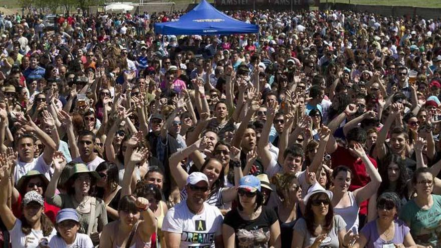 Soraya Arnelas es la madrina del Festivalino de Pescueza, que recibirá a 10.000 personas