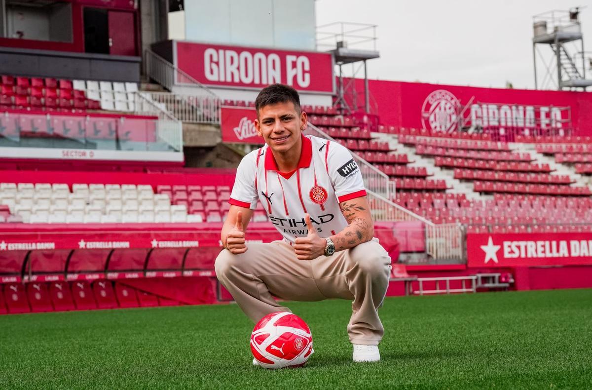 L’argentí Claudio Echeverri, posant a l’estadi de Montilivi.
