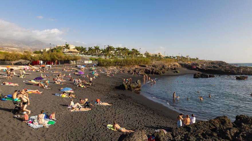 La llegada de turistas internacionales a Canarias aumenta un 12,65% en diciembre con 2.095,9 millones de gasto