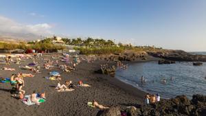 Archivo - Playa de La Jaquita, en el municipio de Guía de Isora, en Tenerife