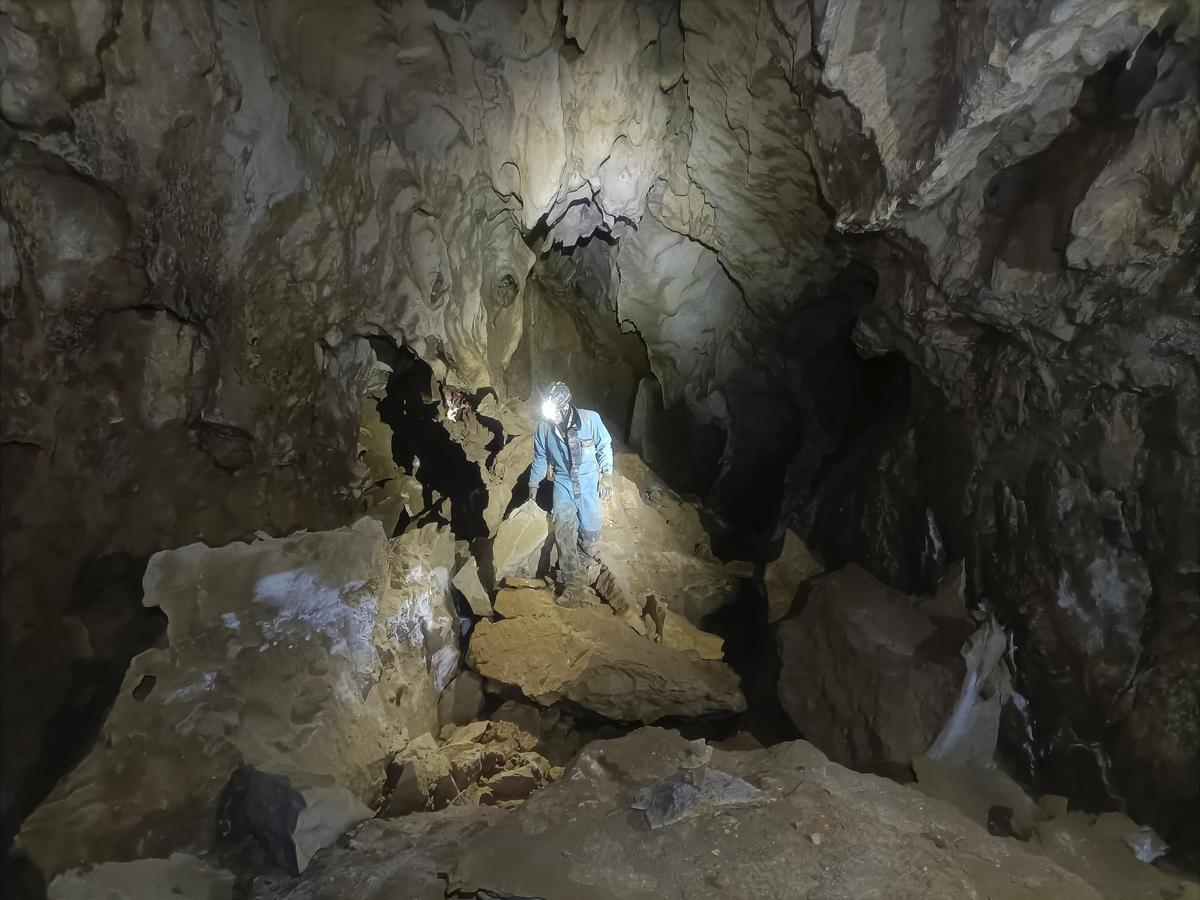 Espeleólogos conectan en Cantabria la cueva más larga de España, con 206 kilómetros de túneles