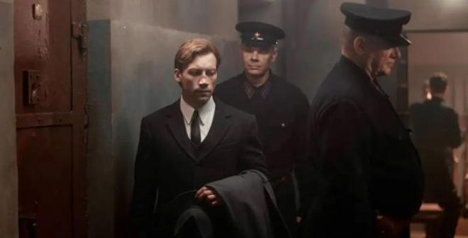 Evocació i alerta sobre els feixismes