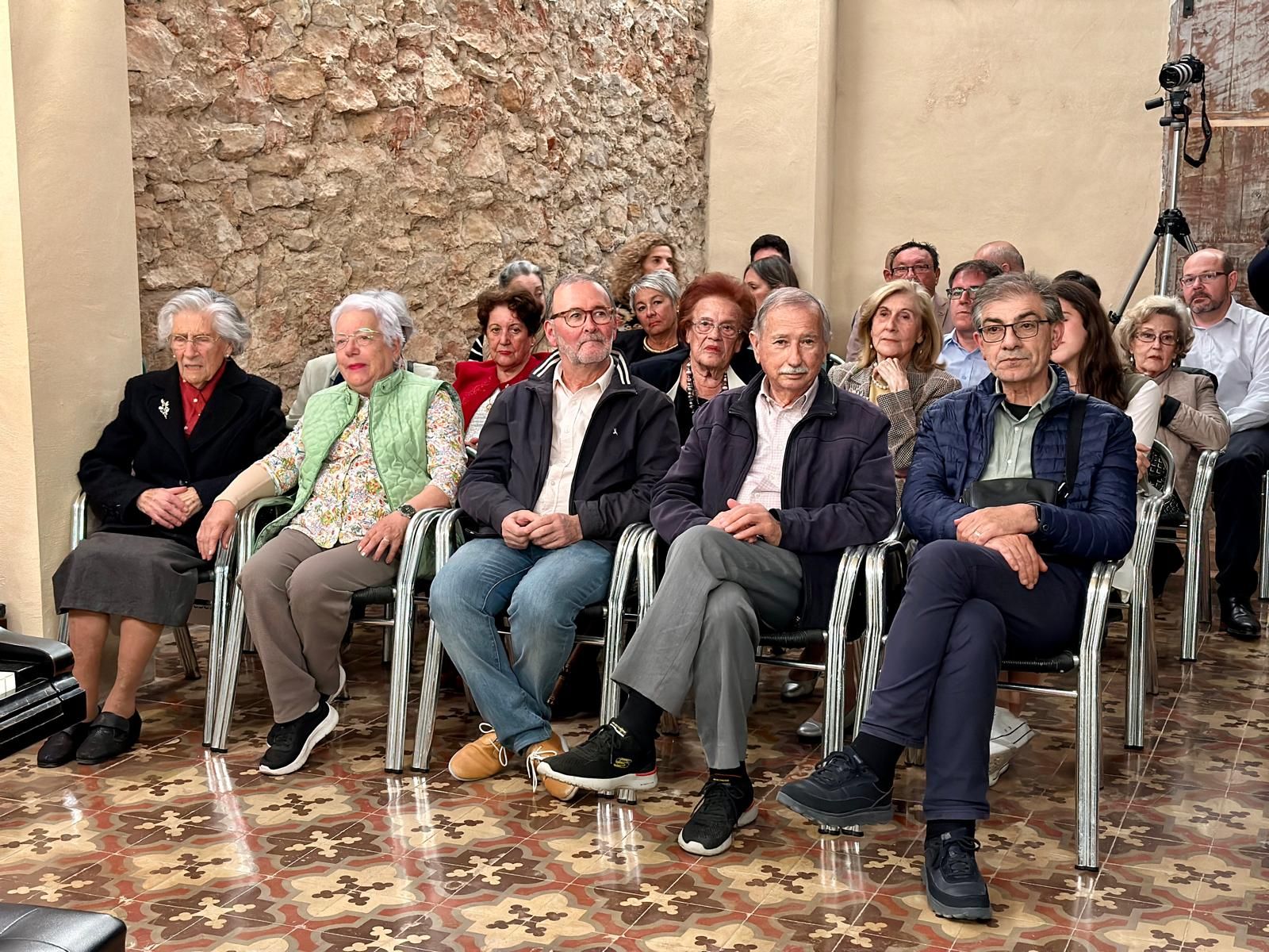 Una tienda de ultramarinos de El Campello transformada en un centro cultural