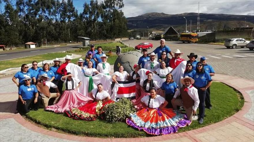 El Festifalk colorea Teruel