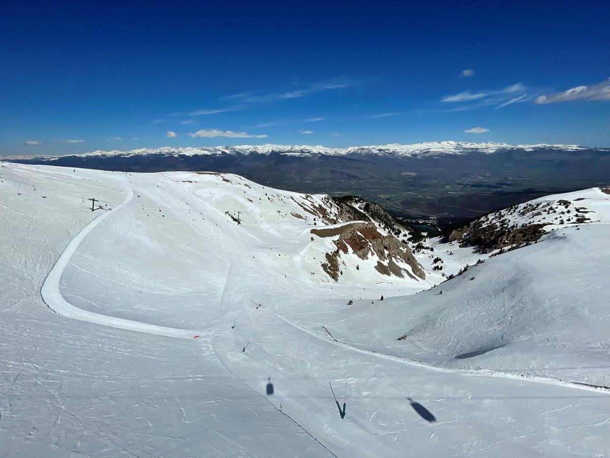 La Masella coberta de neu en plena temporada d’esquí