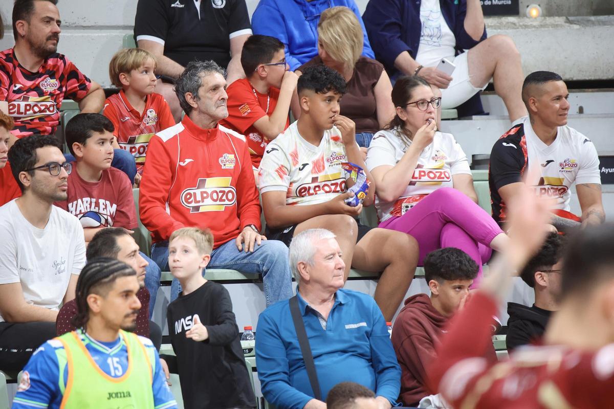 Las mejores imágenes del partido entre ElPozo y Valdepeñas