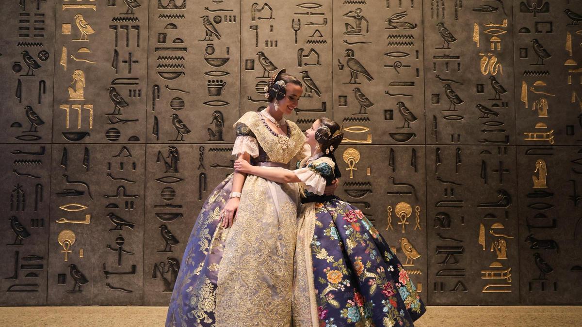 Carmen Prades y Marta Mercader en el Gran Museo