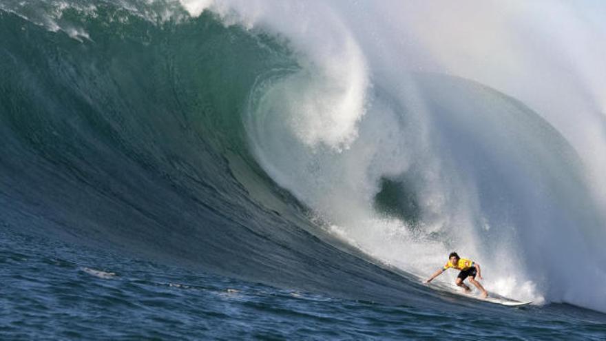 Surfistas en el Pacífico