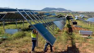 Instalación de paneles solares.