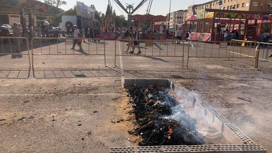 Un barrio de Zaragoza se queda sin hoguera de San Juan a dos horas de empezar la fiesta