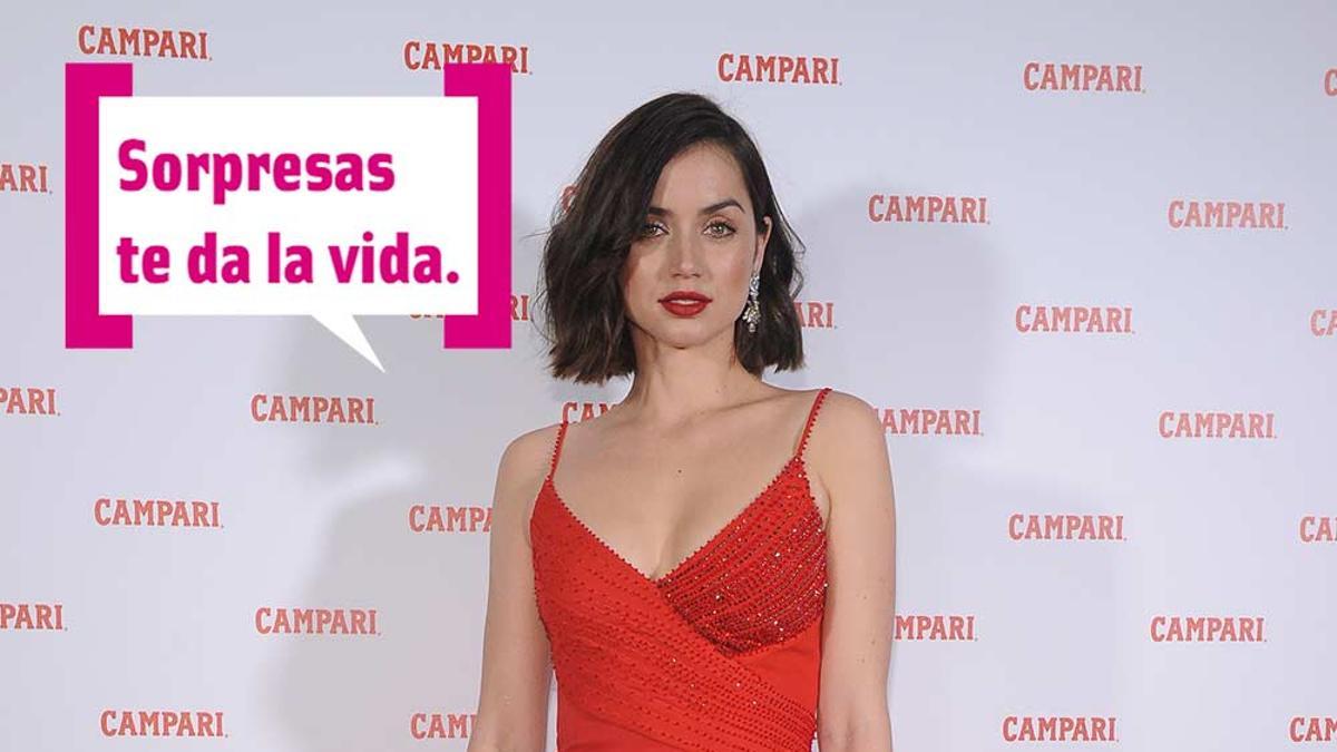 Ana de Armas con un espectacular vestido rojo