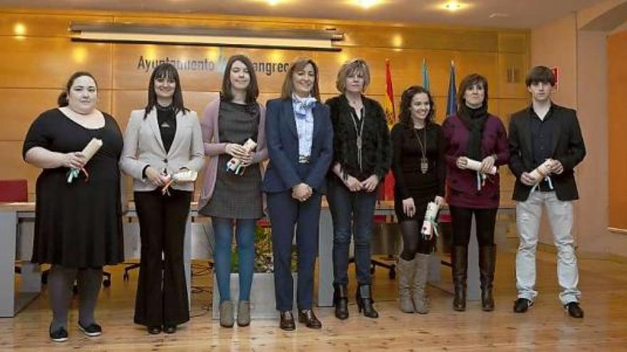 Langreo entrega los premios al estudio