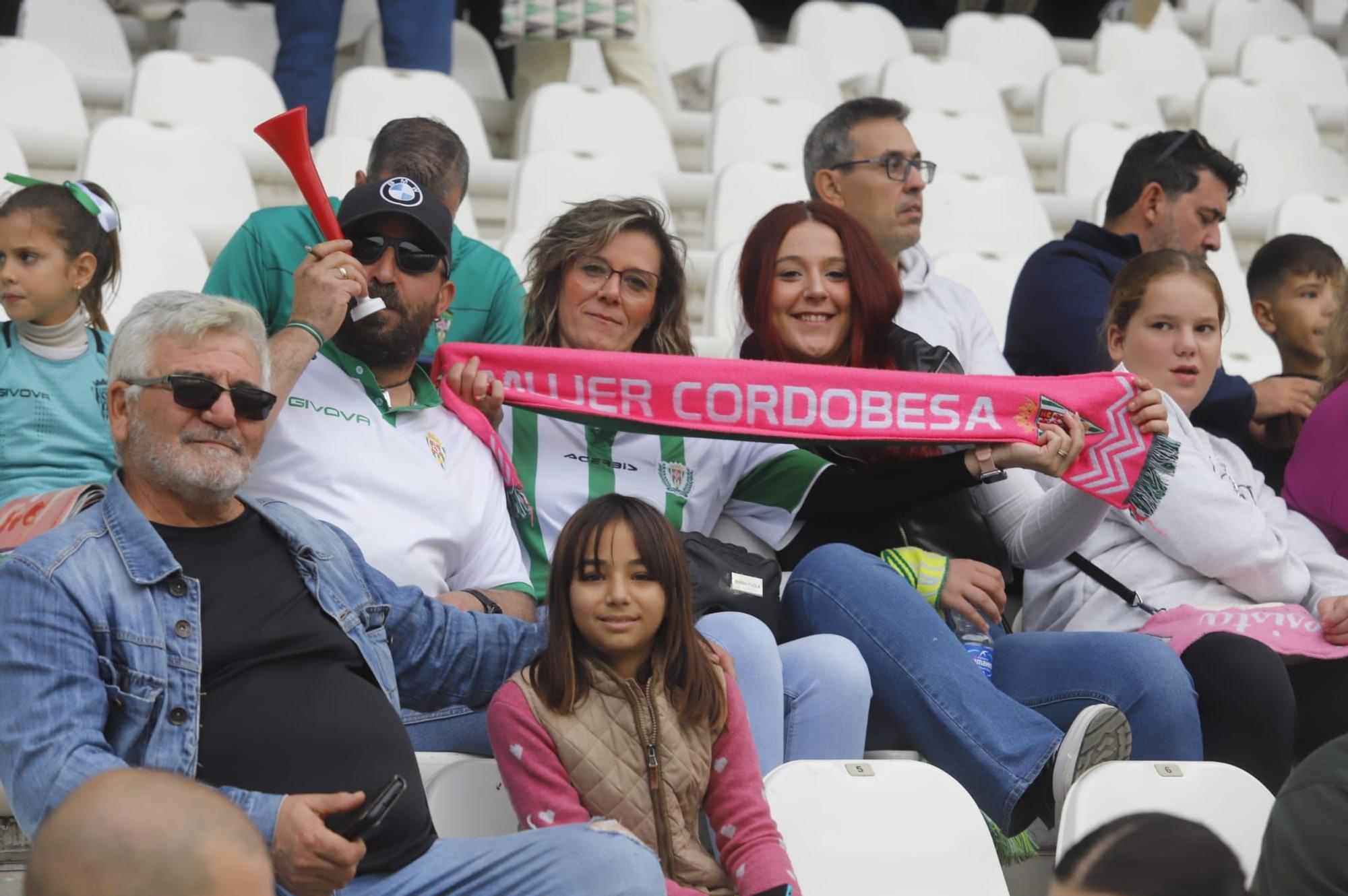 Córdoba CF - AD Ceuta : las imágenes de la afición en El Arcángel