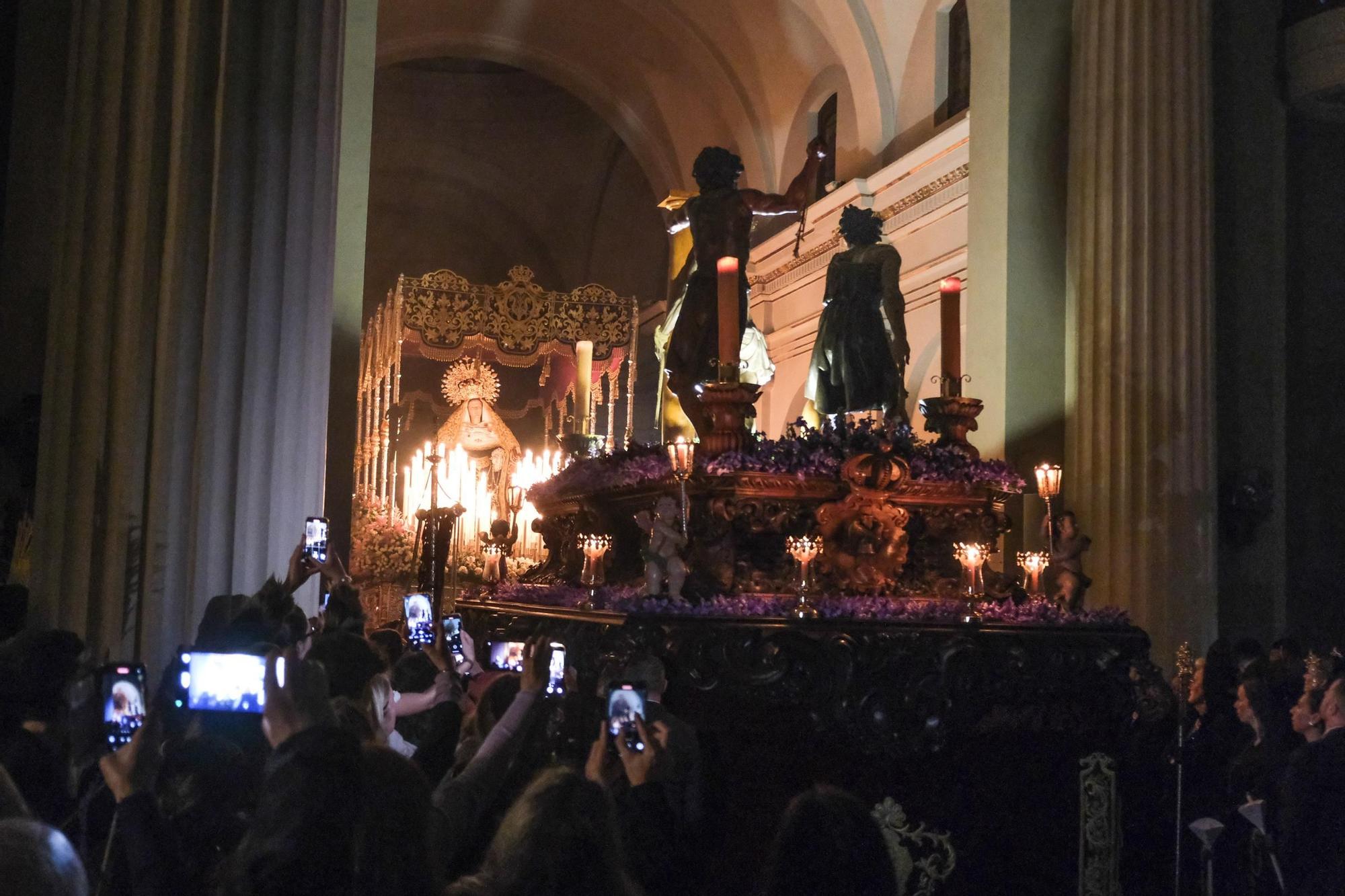 Las mejores imágenes del Lunes Santo en Elche