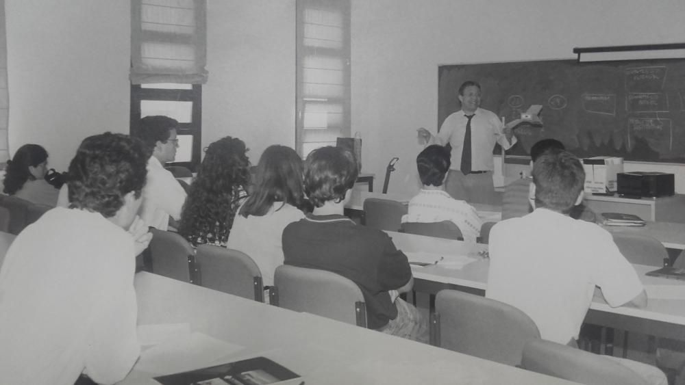 Una clase en 1996