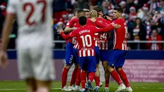 El Atlético aprovecha el regalo de Ramos