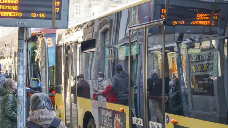 Co novo contrato, serán 58 os novos autobuses que circulen pola cidade / |  J. P.
