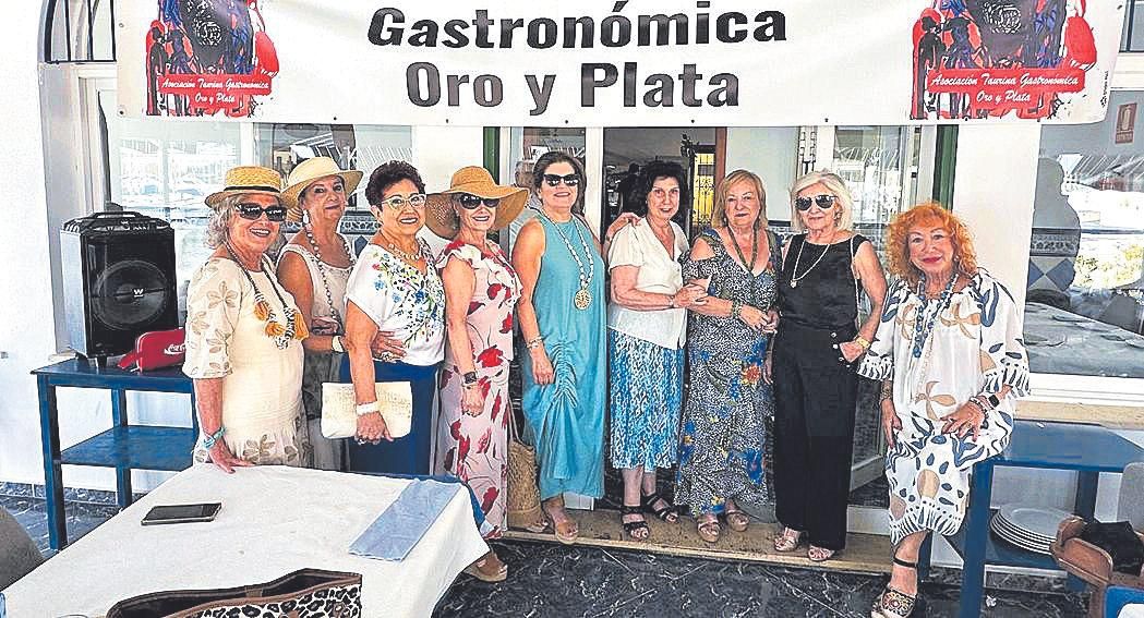 Amalia García, Merche Alonso, Carmen Espasas, María Monroy, Antonia Cañellas, Elena Ruano, Nati Conde, Cati Guerrero y Juana Bennasar.