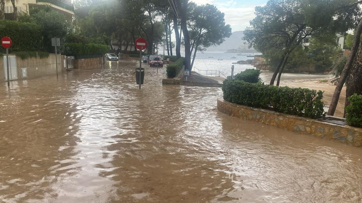 Unwetter auf Mallorca: Die Gemeinde Calvià stand nach den Regenfällen unter Wasser.