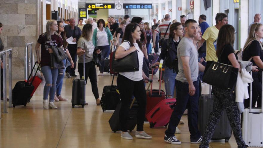 L&#039;aeroport de Girona perd un 2,9% de passatgers a l´abril