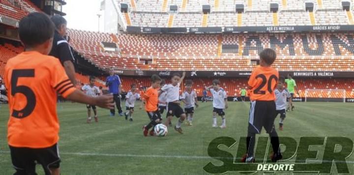 Si participaste en 'Yo pisé Mestalla' búscate en nuestra galería del martes