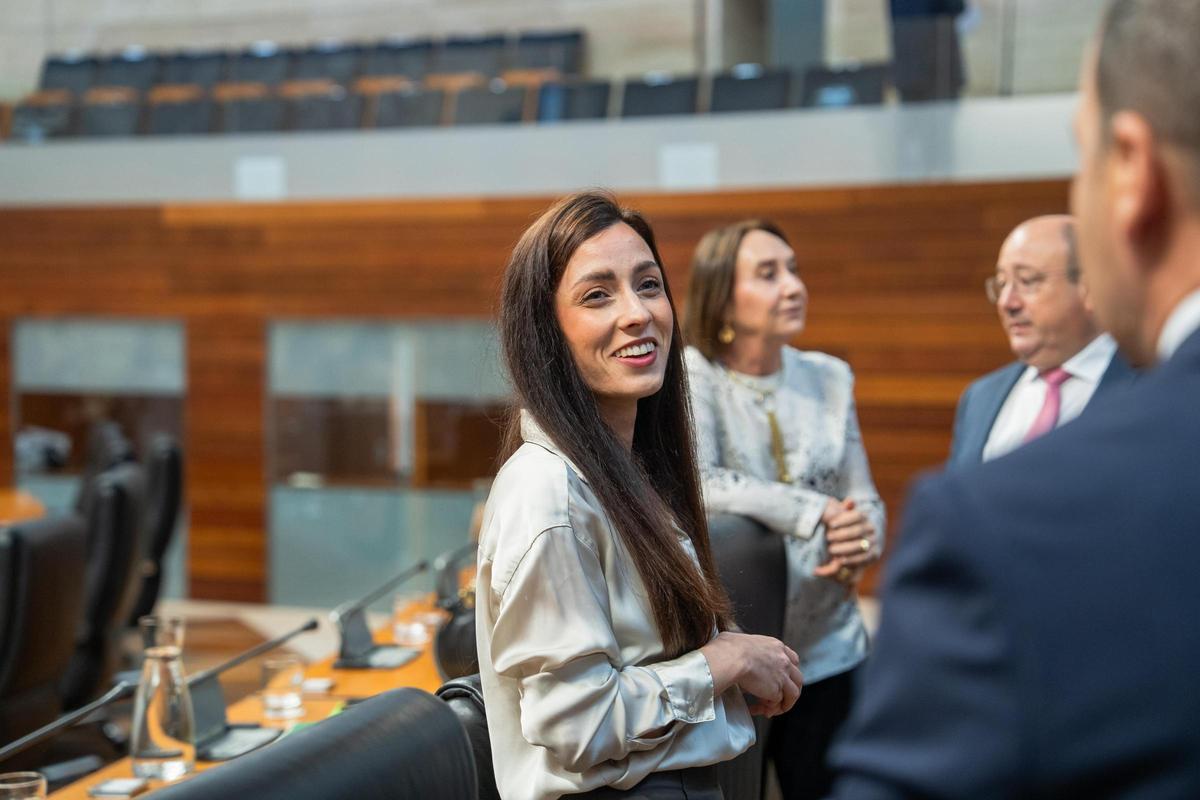 Inés Checa asume la portavocía de Vox en la Asamblea de Extremadura