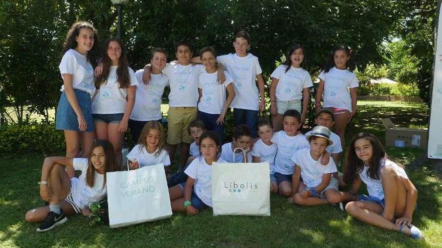 Participantes en el campamento de emprendimiento.