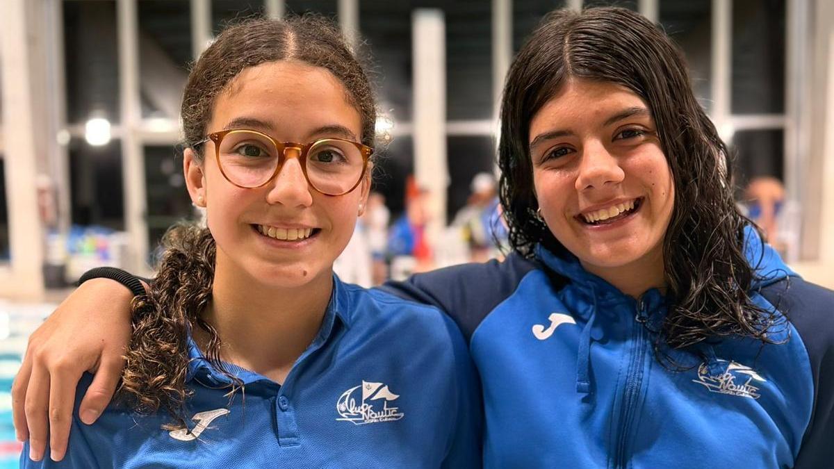Imagen de María Torres y Reneé Álvarez
