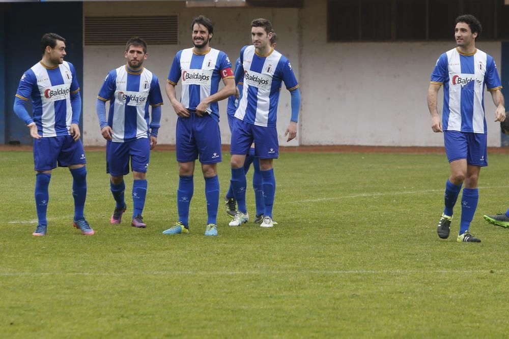 El partido entre el Real Avilés y el Covadonga, en imágenes