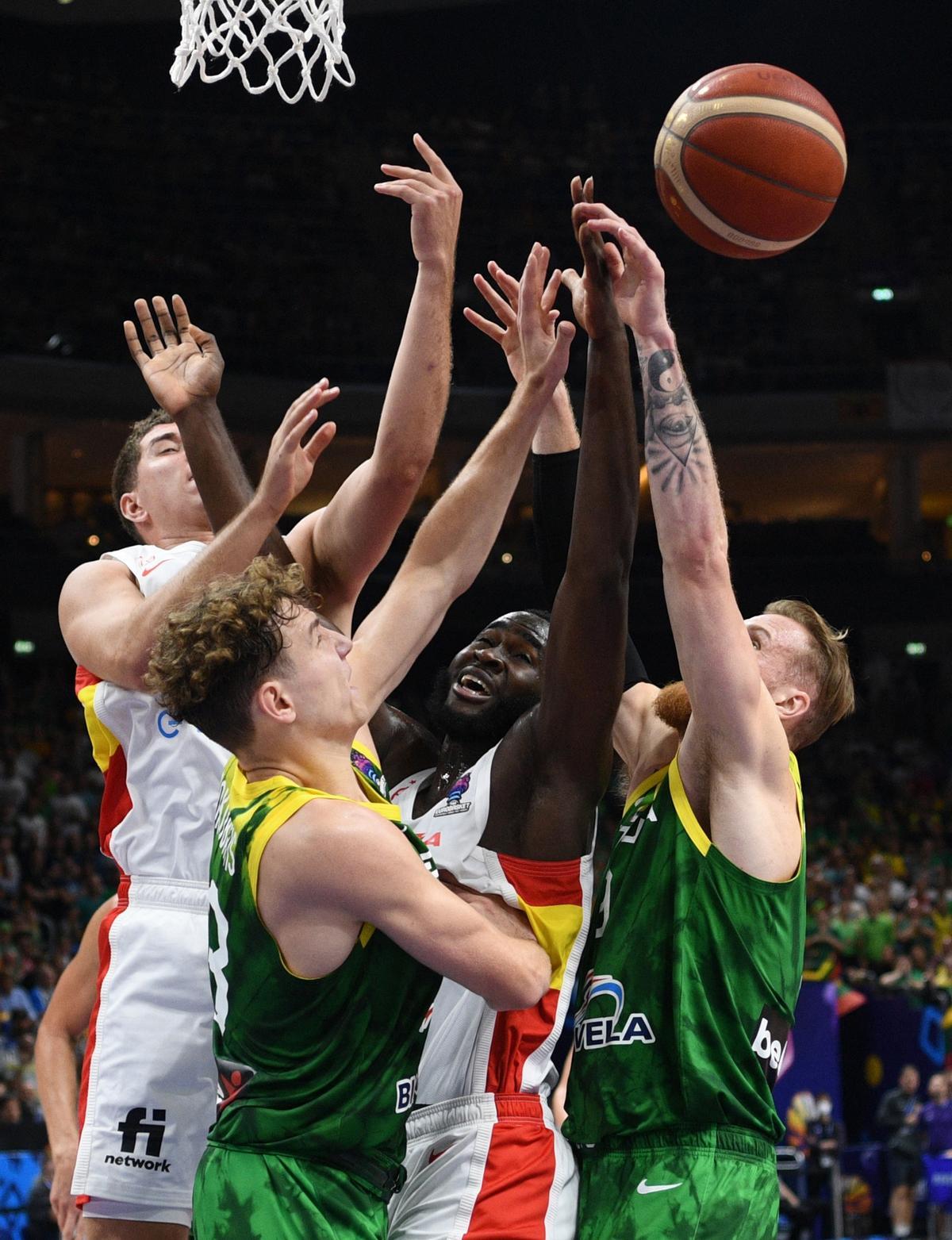 EuroBasket Championship - Round of 16 - Spain v Lithuania