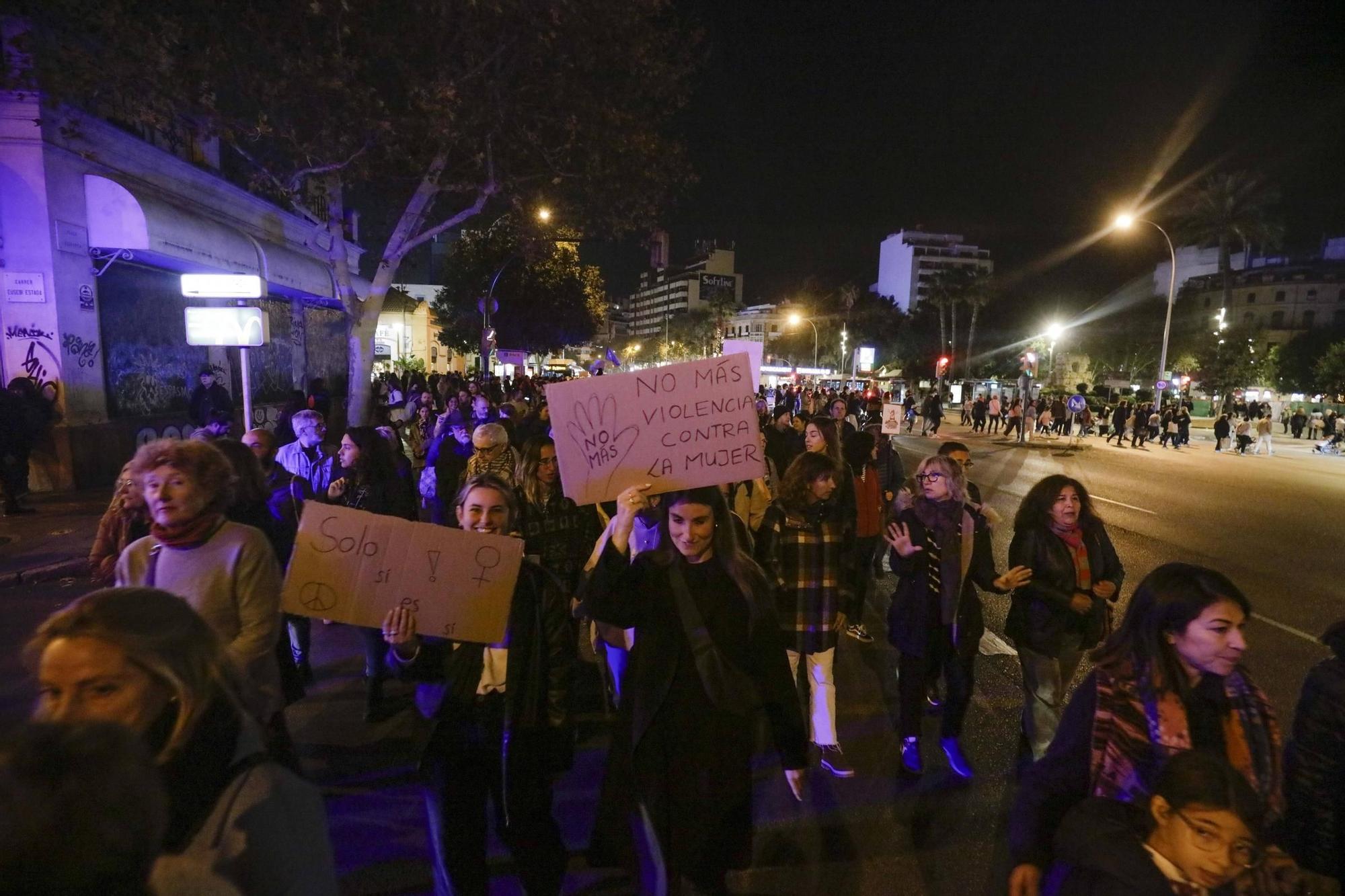 Internationaler Tag gegen Gewalt an Frauen - So verlief die größte Demonstration auf Mallorca