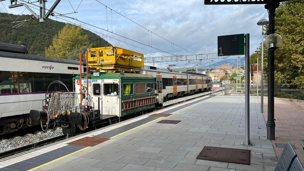 L'estació de trens de l'R3 a Ripoll, en una imatge d'arxiu.
