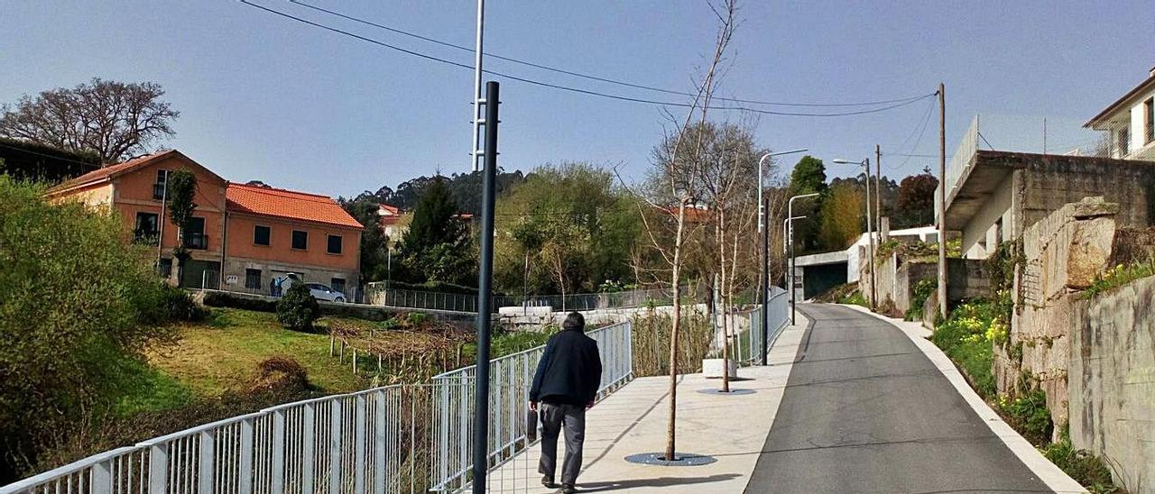 Una imagen de la situación actual de las obras de recuperación del Camiño Real, en Tirán.   | // S.Á.