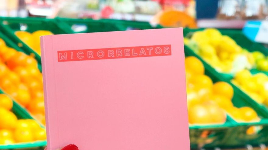Supermecados Gadis regala este sábado a sus clientes un libro de microrrelatos