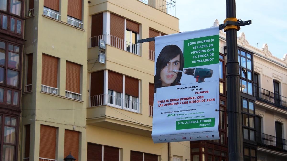 Cartel de la campaña en Zamora.