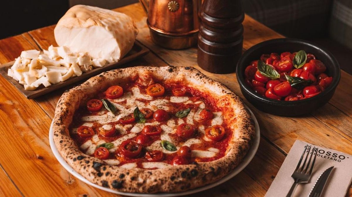 La pizza 'Provola o niente', 'edizione limitata' de Grosso Napoletano que lleva el sello de Vincenzo Capuano.