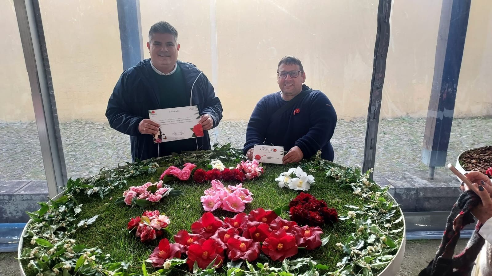 Cambados presumió de camelia en la feria de Celorico de Basto (Portugal).