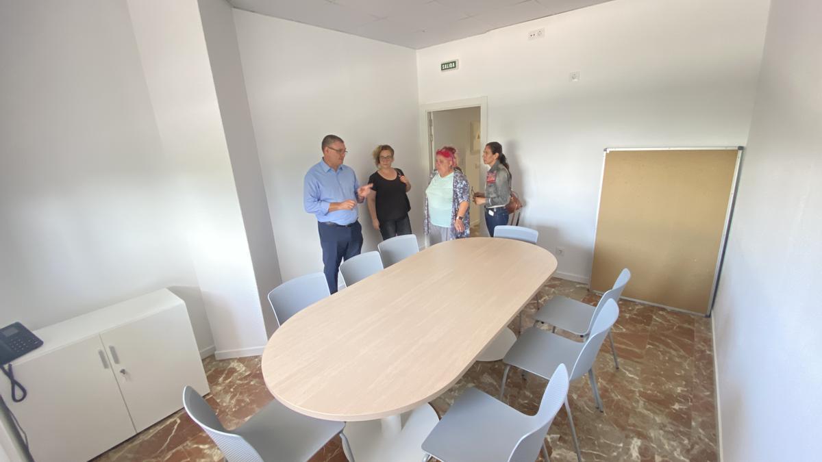 La sala de reuniones de las nuevas oficinas en Cala de Bou.