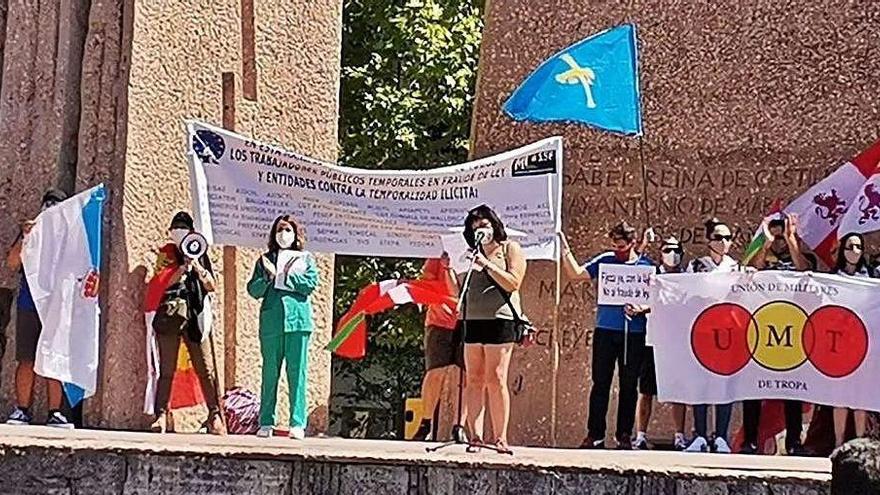 Una bandera de Asturias ondea durante la manifestación del sábado en Madrid.