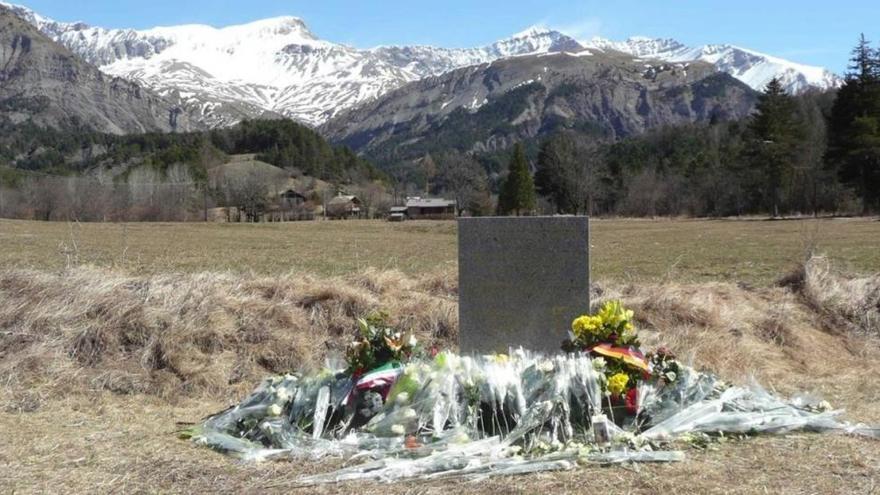 Los familiares organizan actos en recuerdo de las víctimas del Germanwings